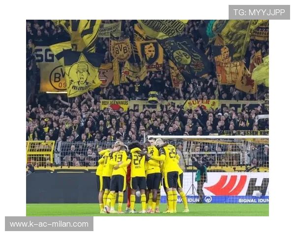 多特蒙德—霍夫曼中路贴地直塞助射破门